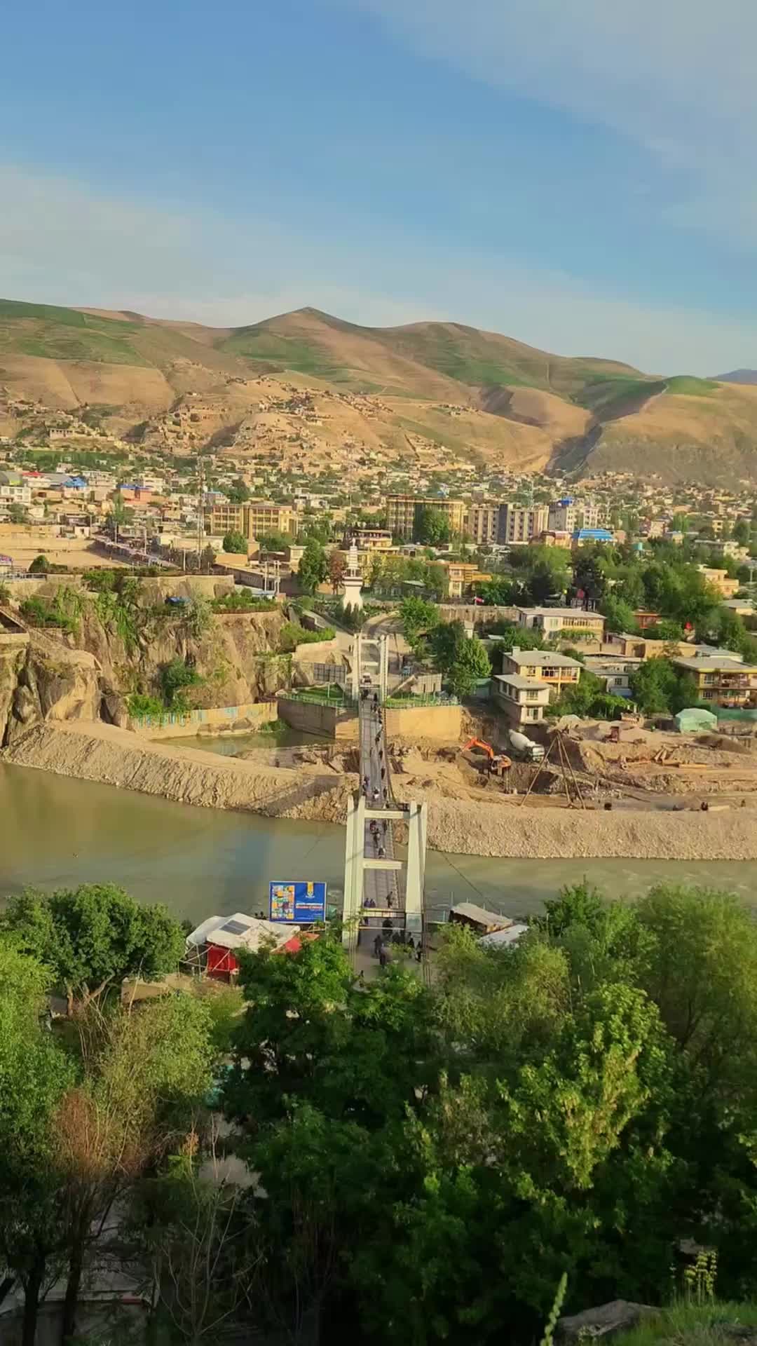 @بام_دنیا