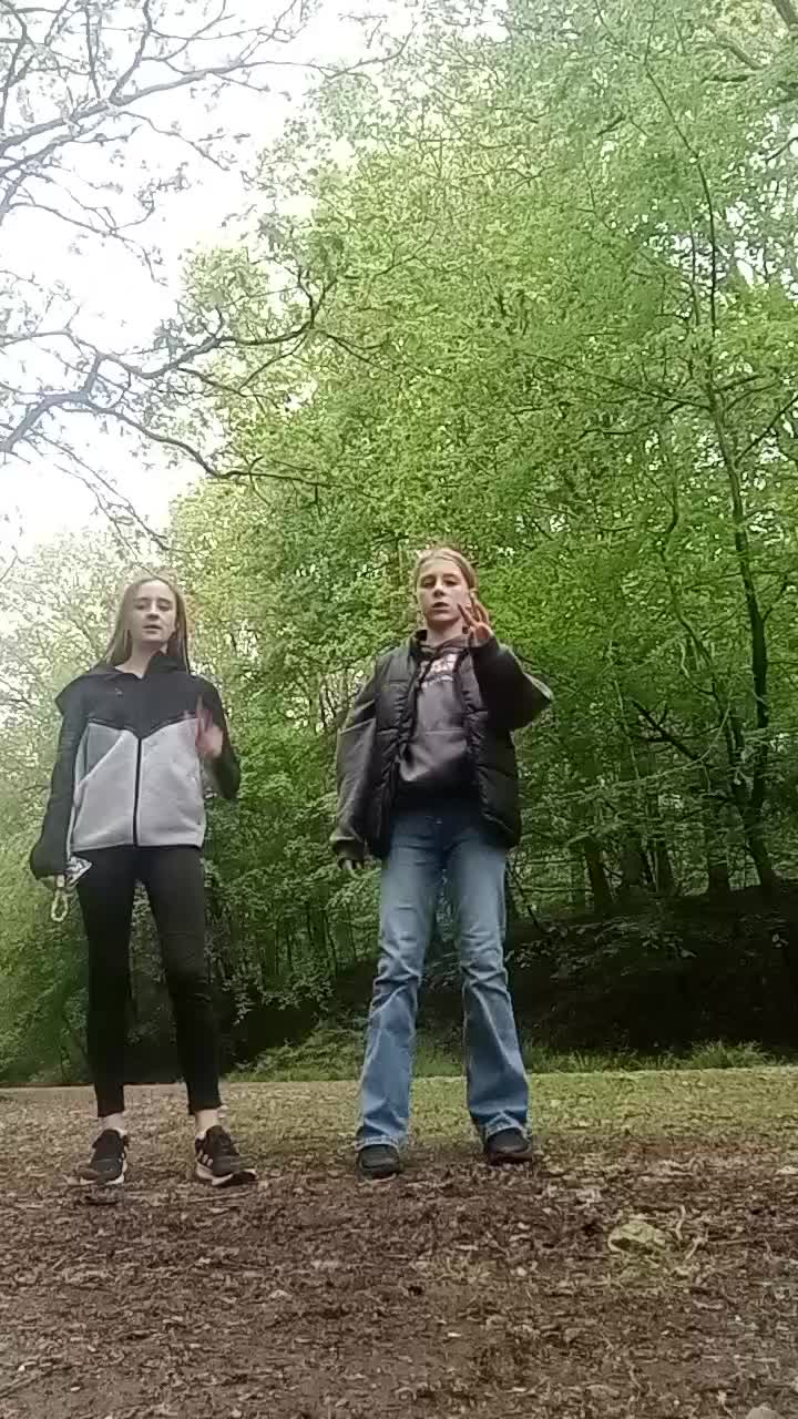 @𝕷𝖎𝖑𝖞