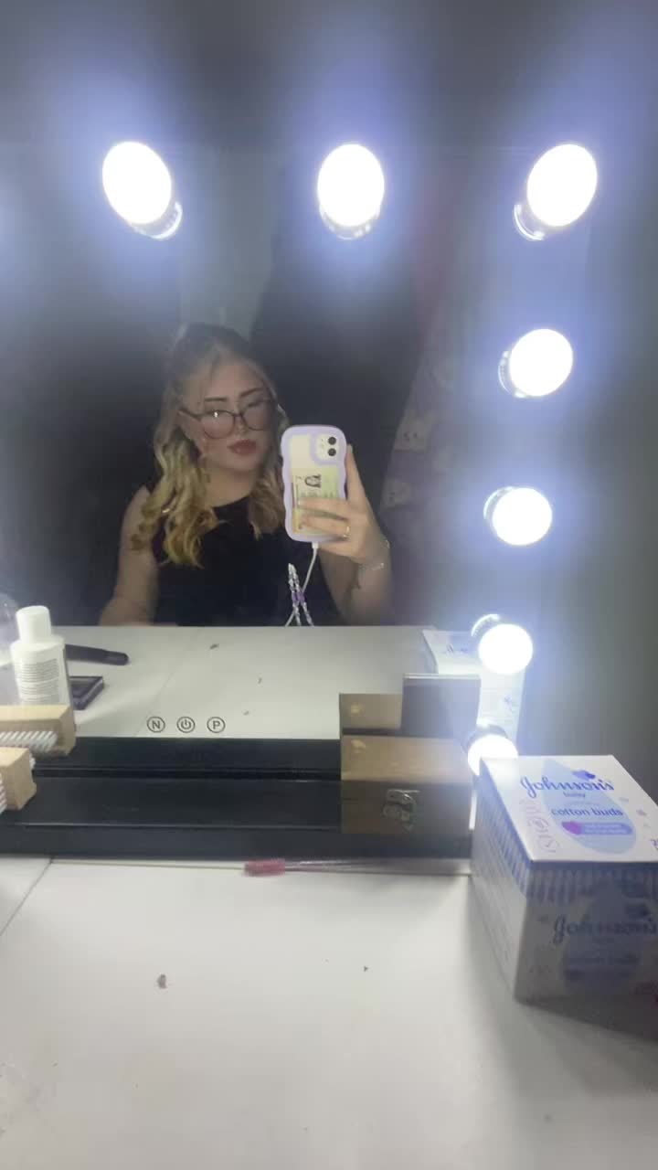 @_kaysha_louise_
