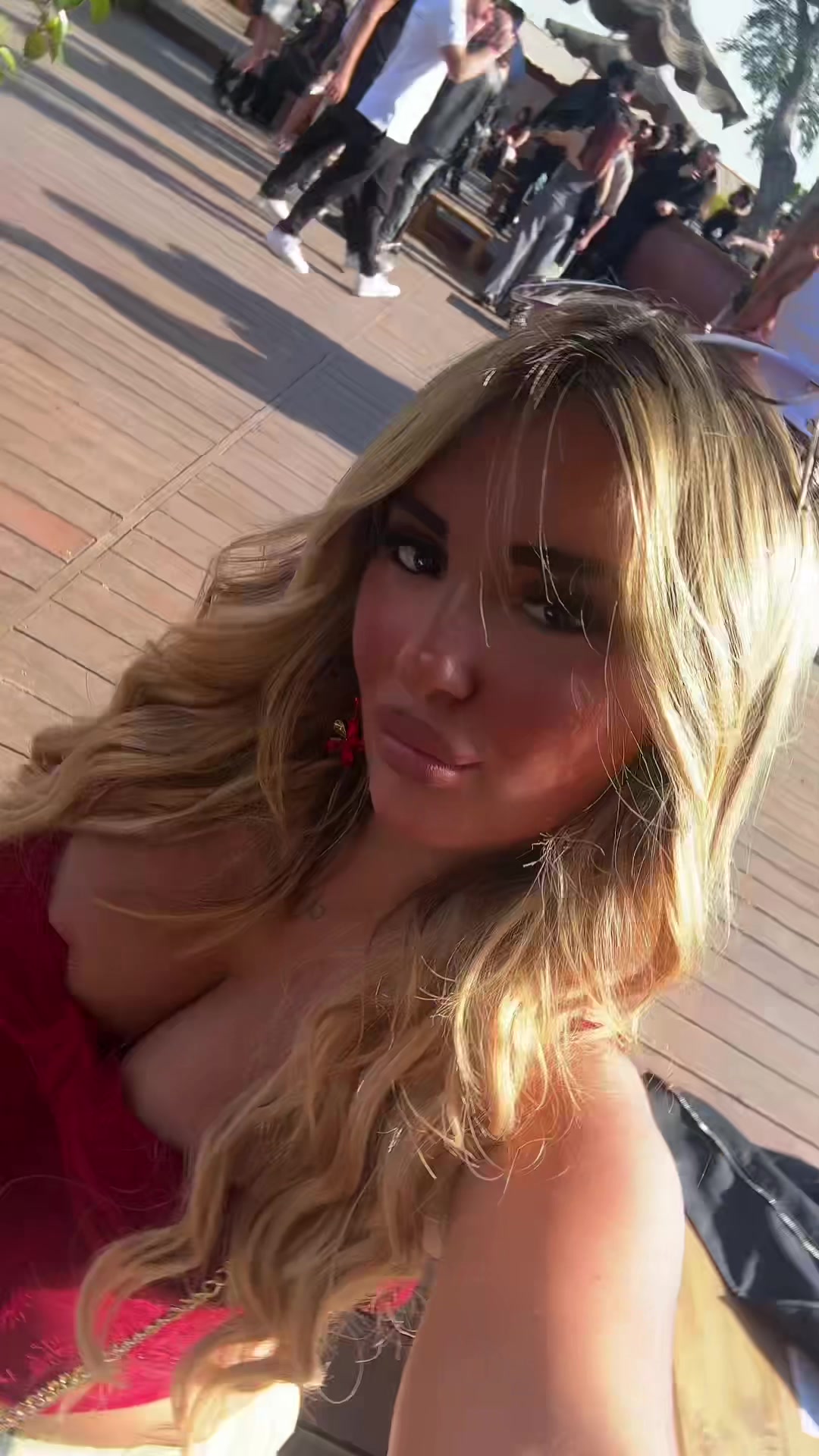 @sara
