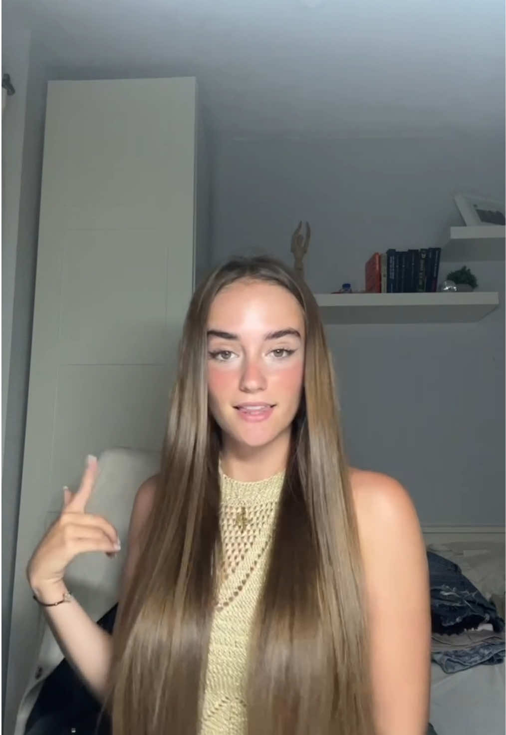 @avellanak