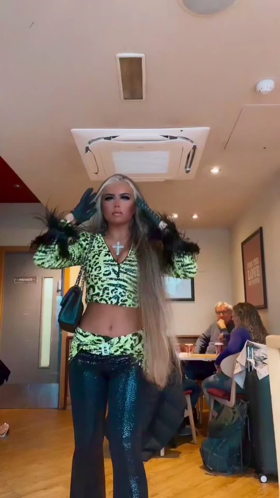 @Serena💕