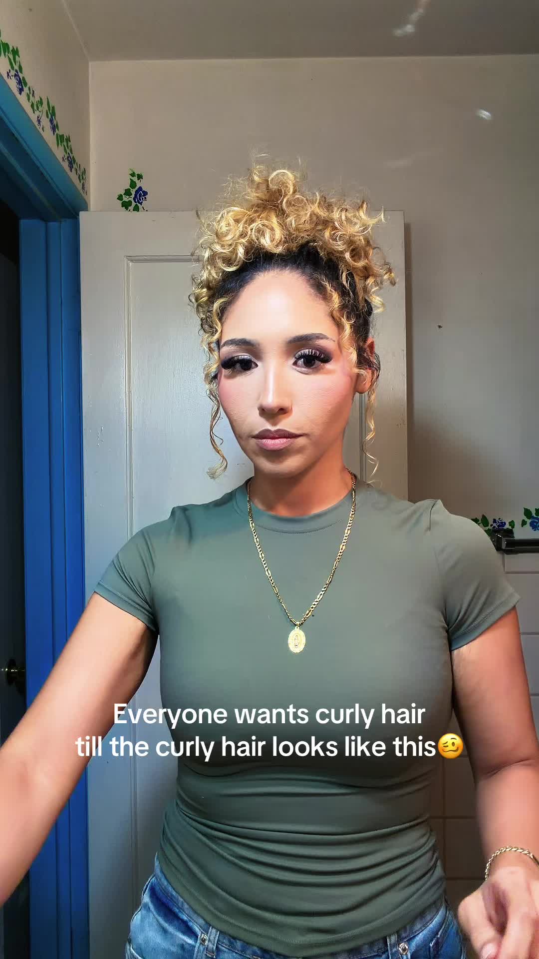 @Lala