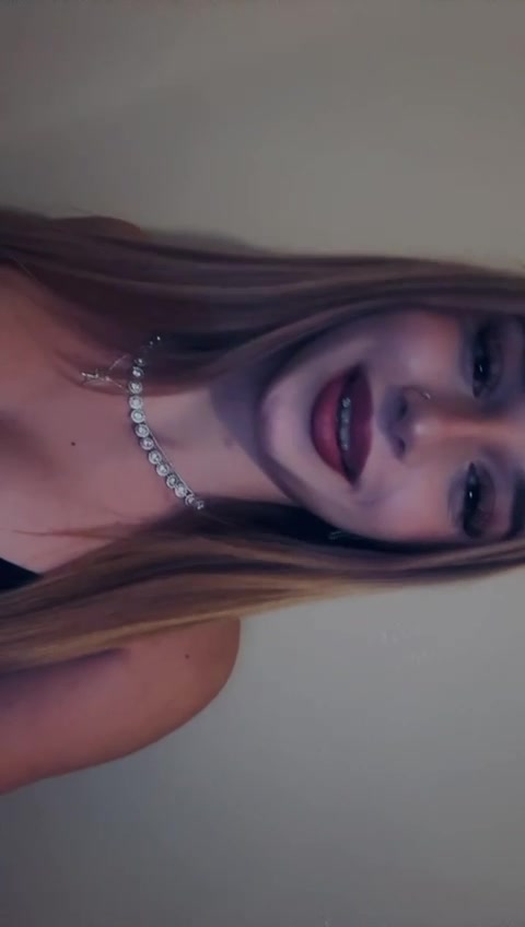 @𝑪𝑨𝑴𝑰𝑳𝑳𝑨👸🏼