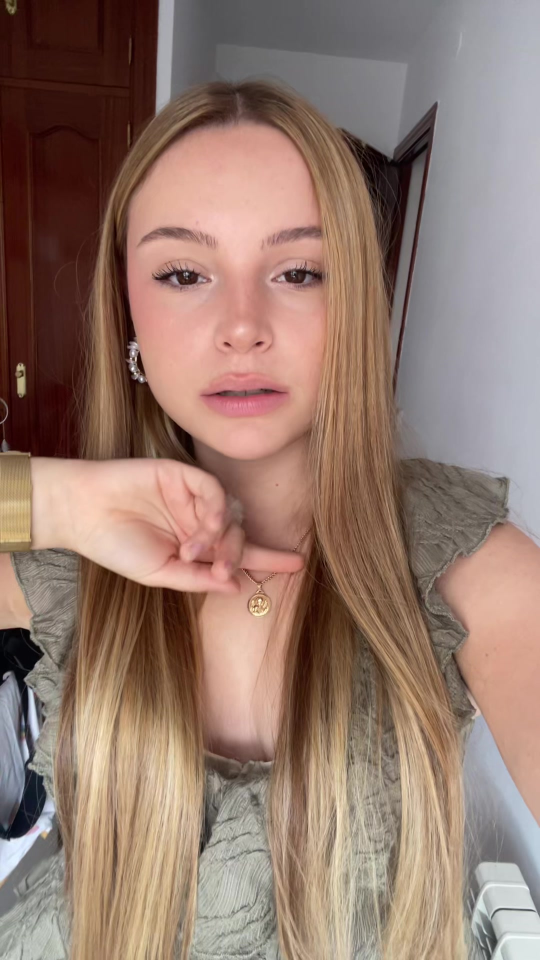 @🧚🏼♀️