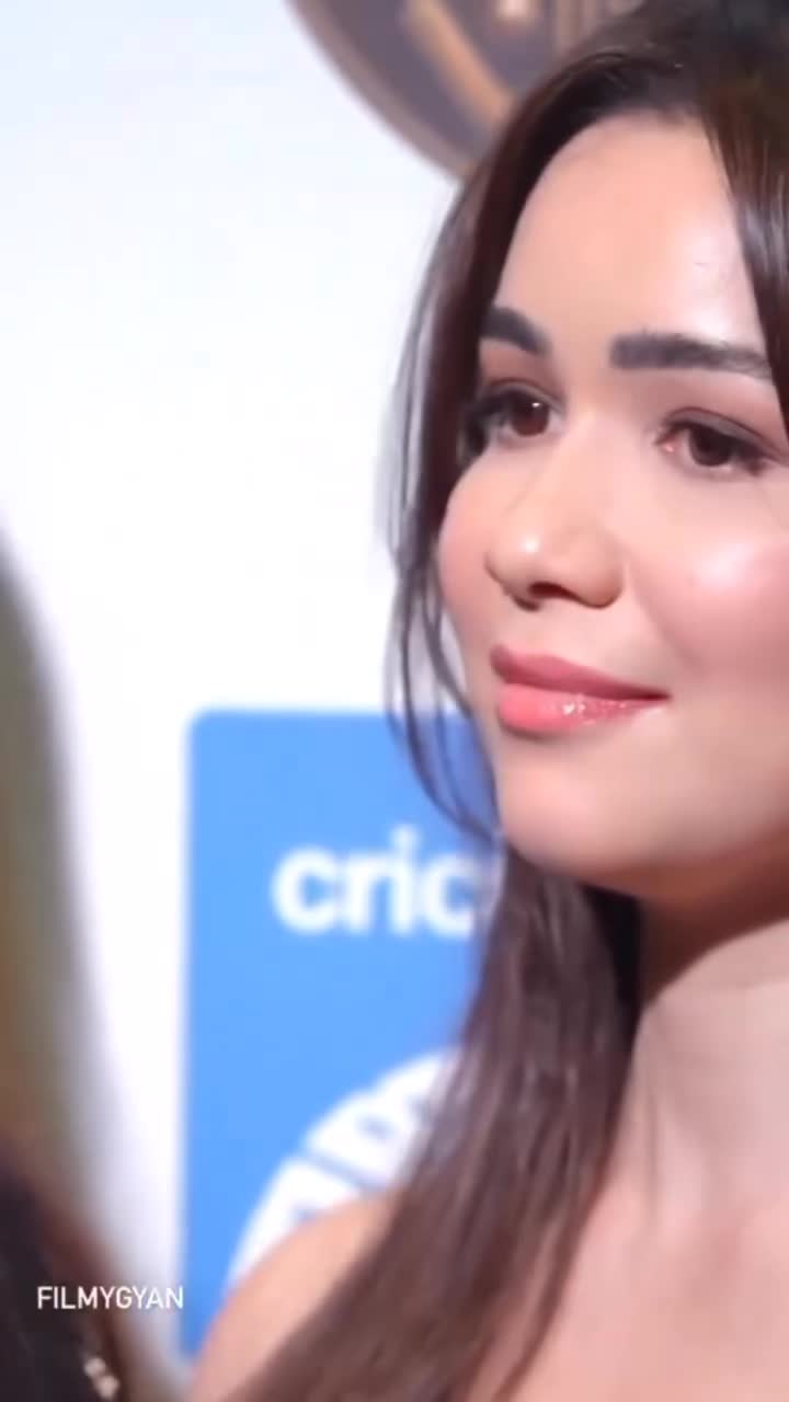 @Sara Tendulkar