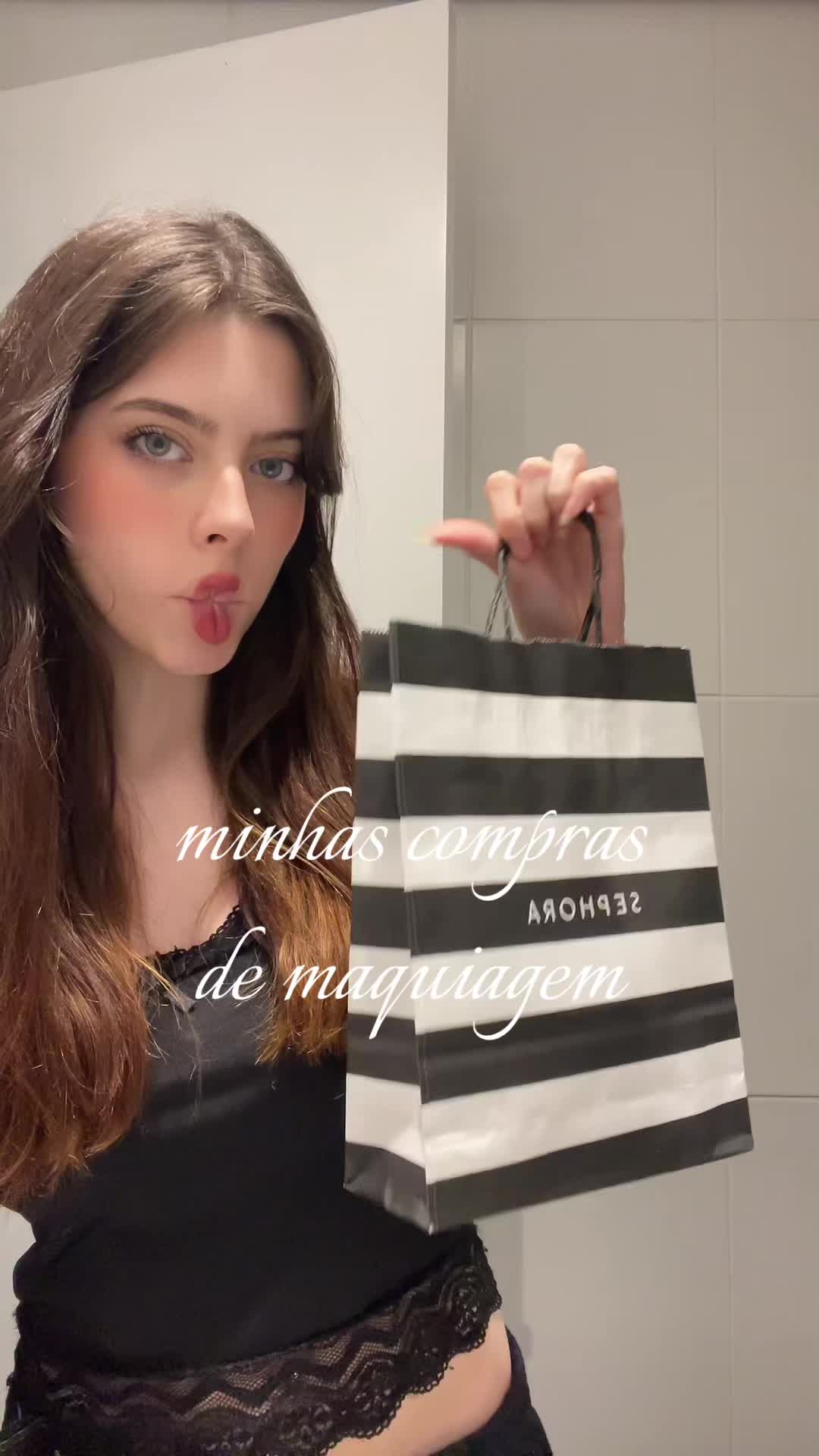 @laura kat โ