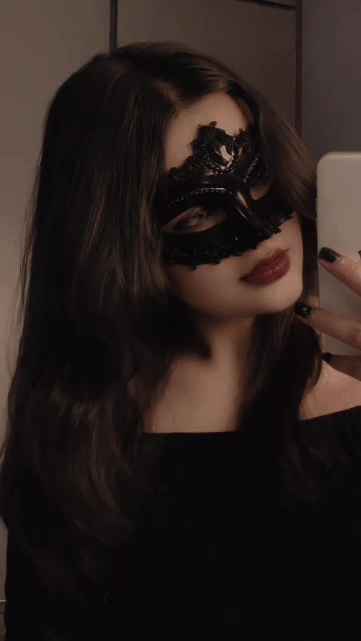 @Hassena🖤🕊️