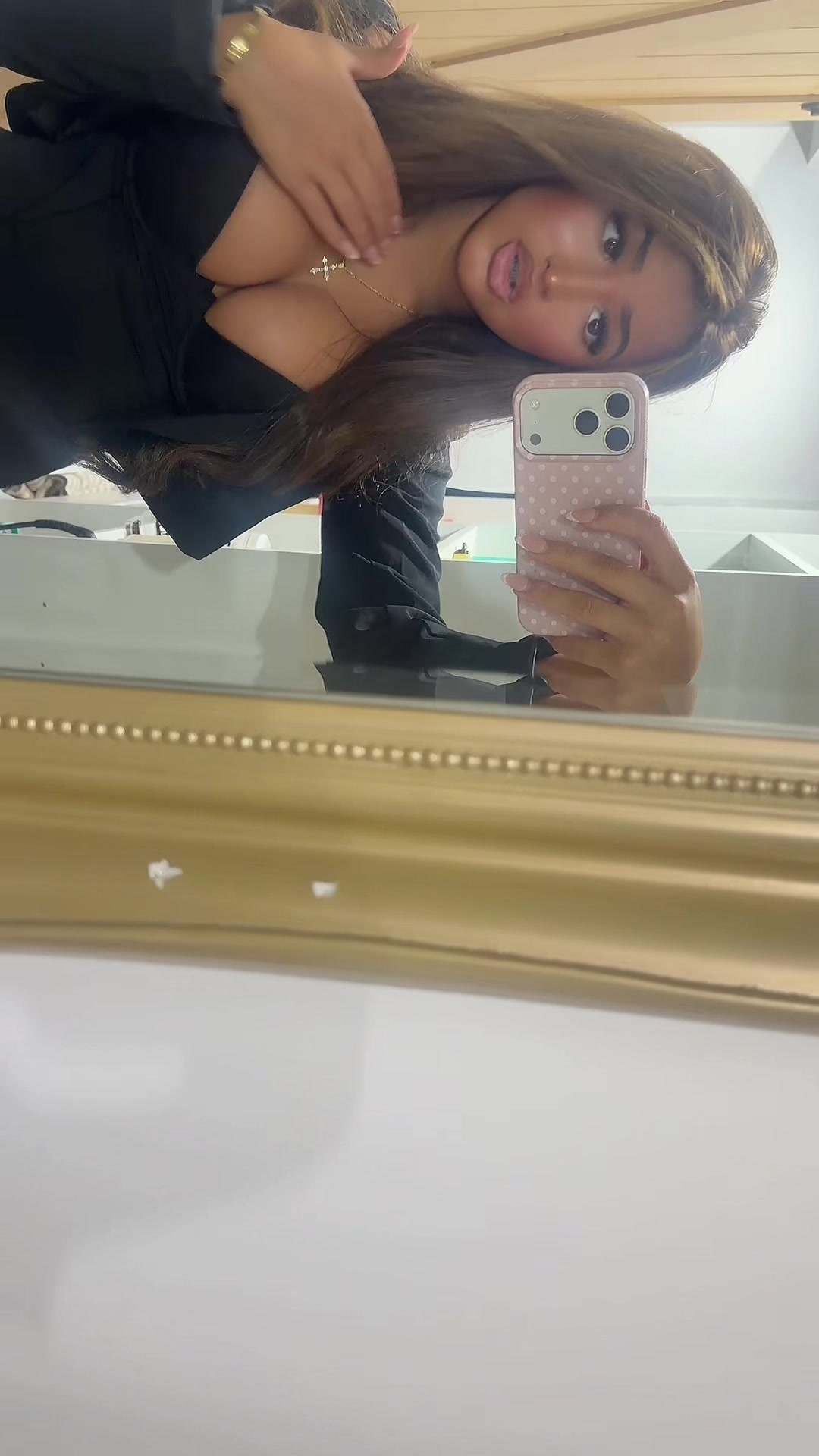 @avamackiee