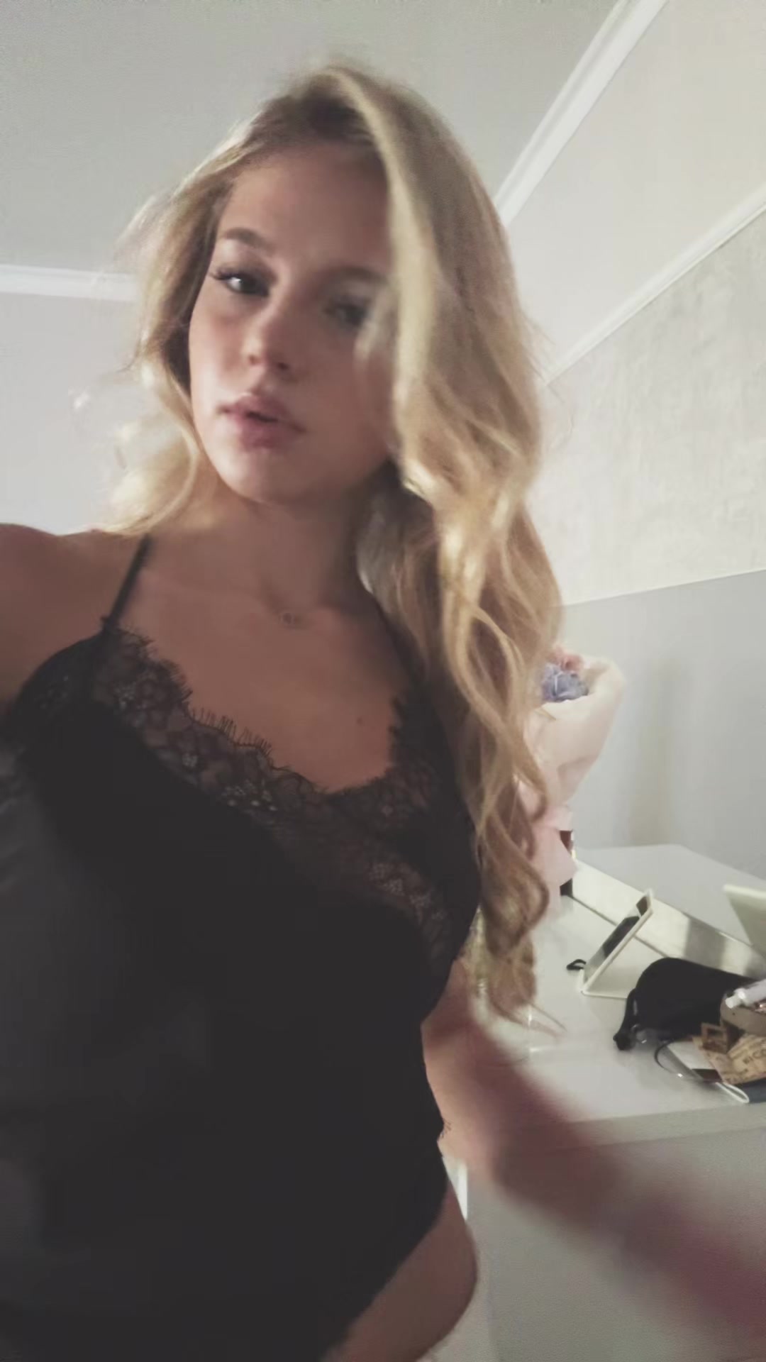 @aarishkq