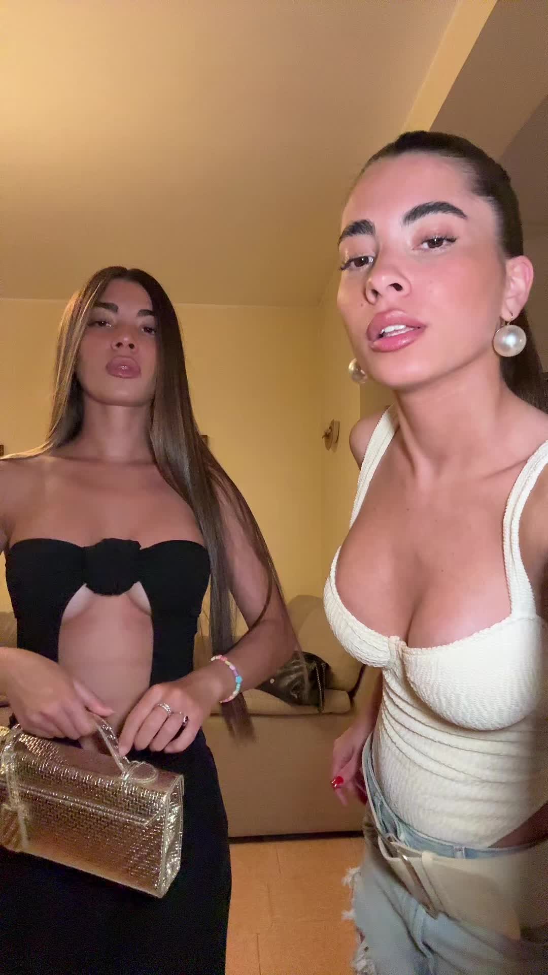 @GalluccioTwins