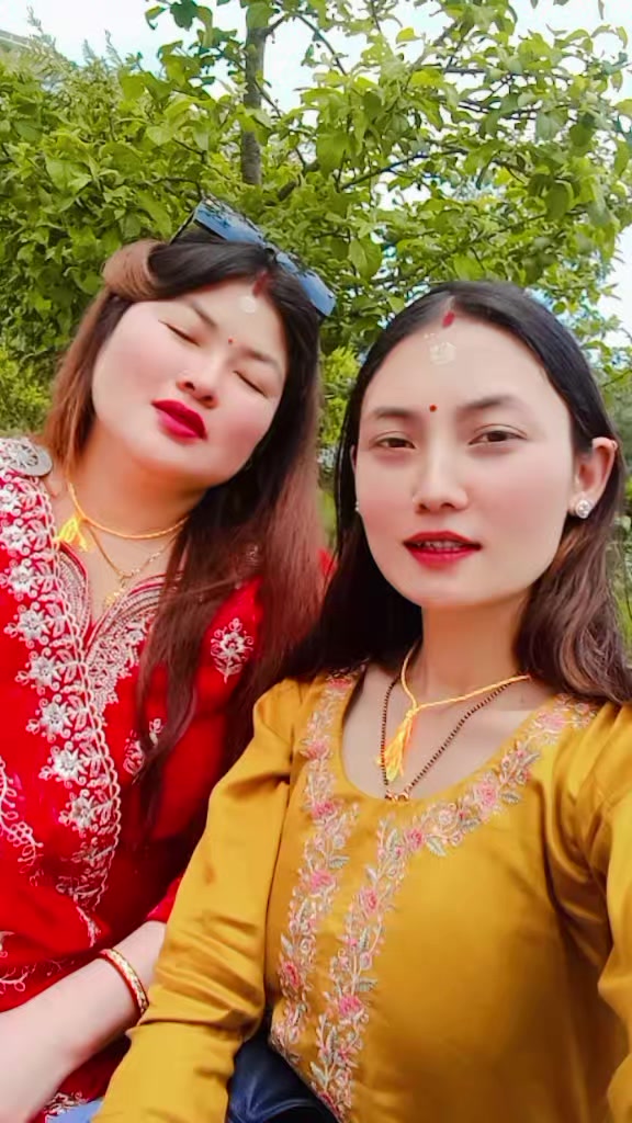 @Renu🖤🖤