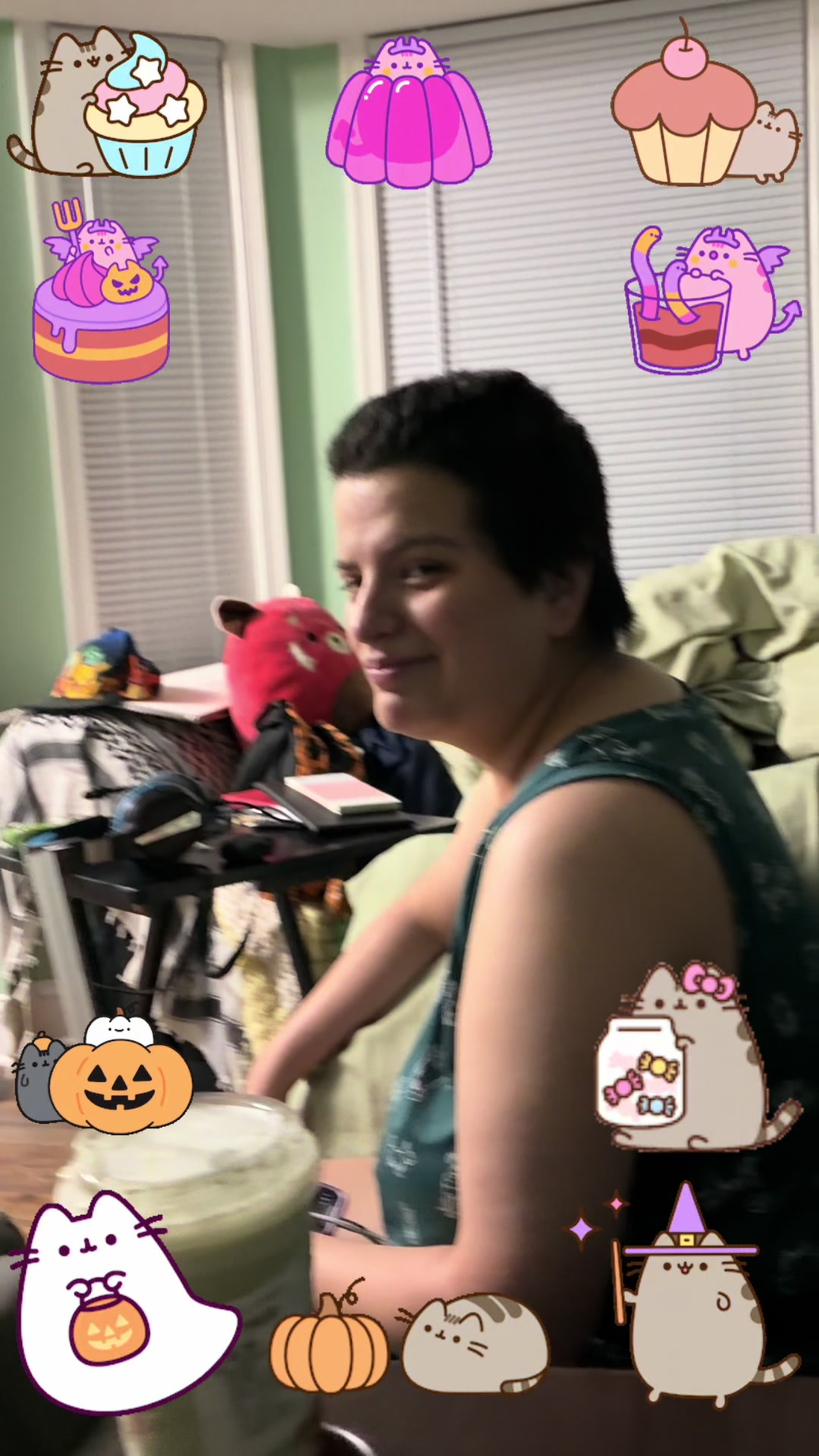 @???