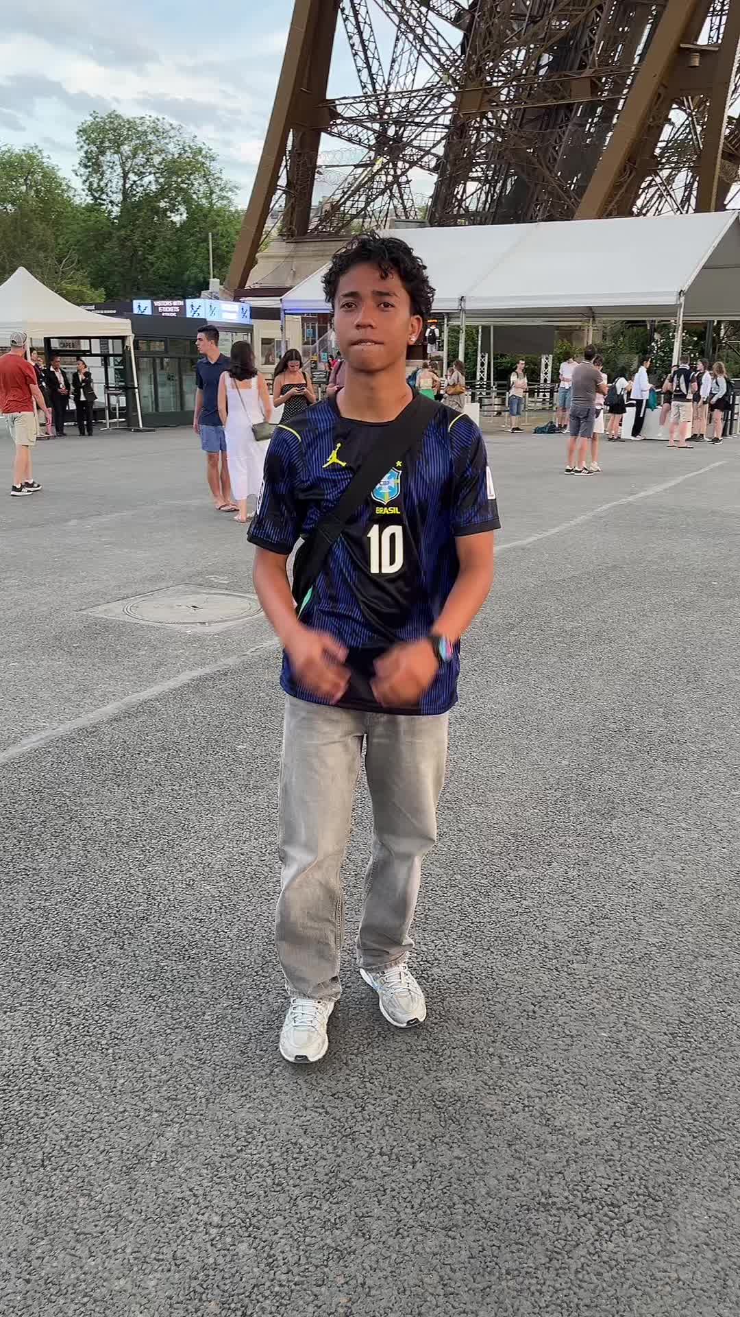 @zeleï🇲🇬🇷🇪