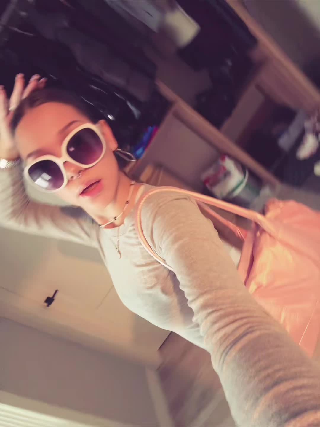 @linovaa