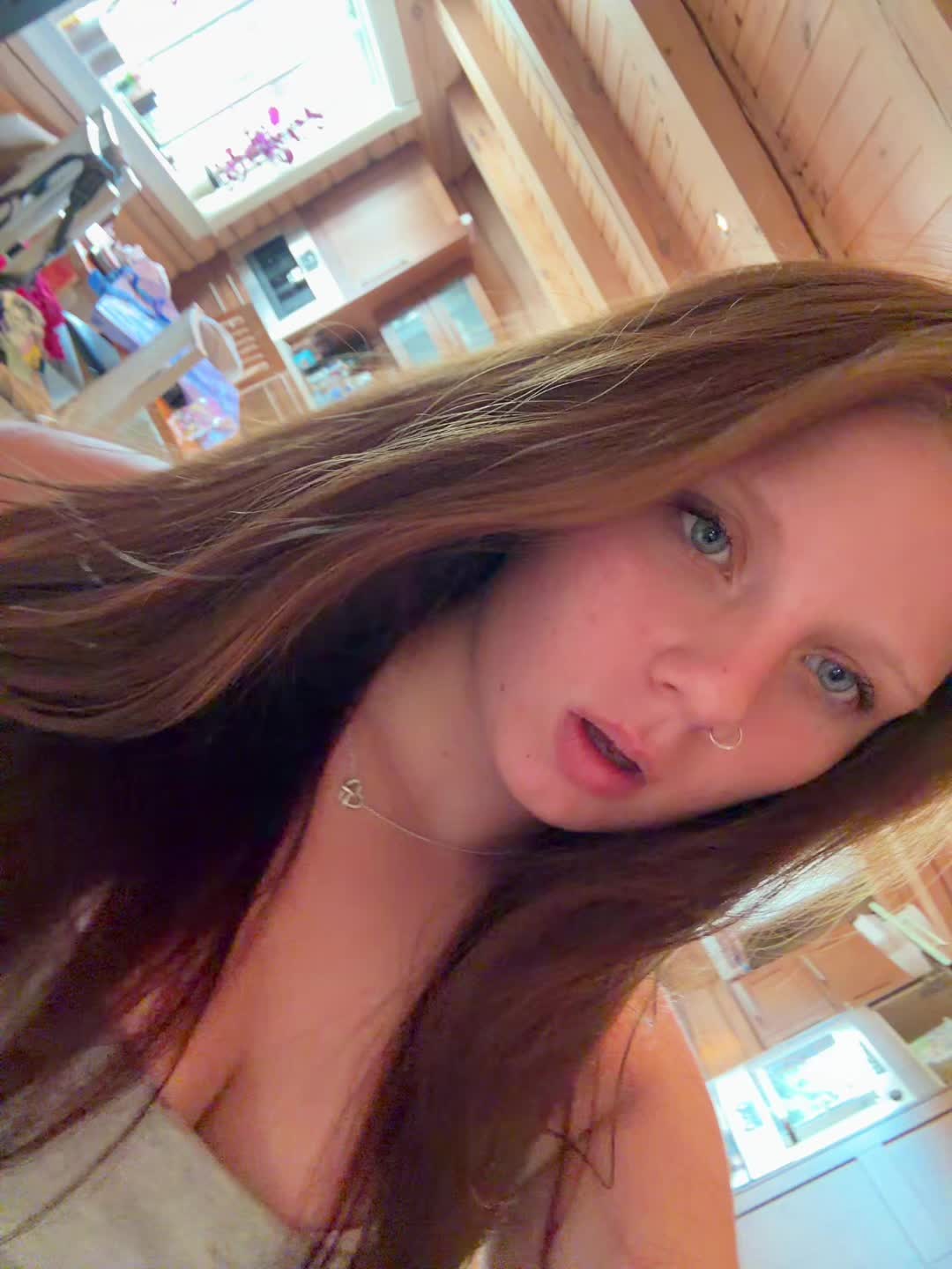 @𝒯𝒽ℯ𝒶♡