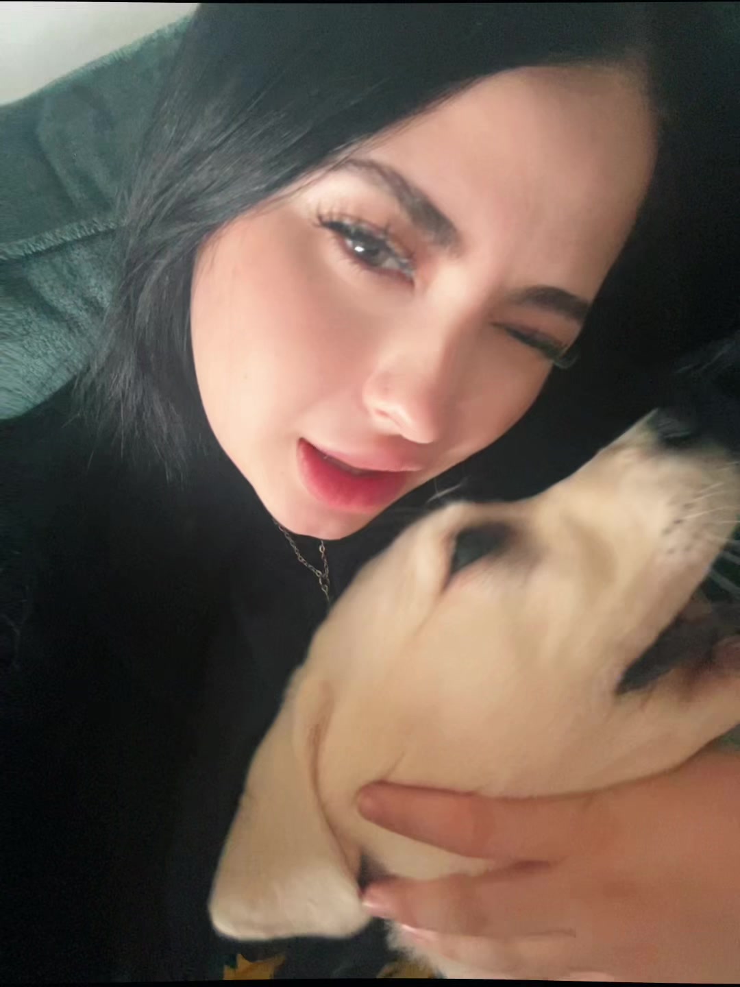 @rebevvv