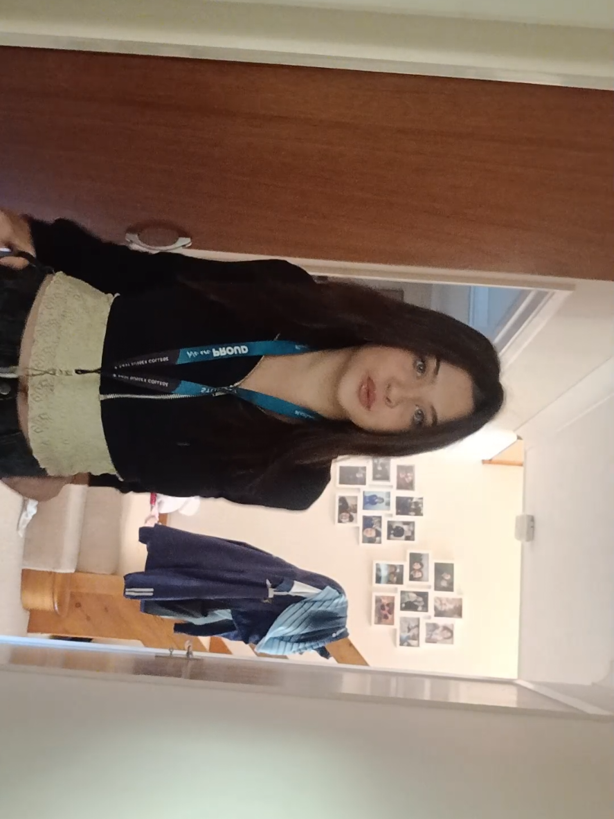 @xx.hollie.xx