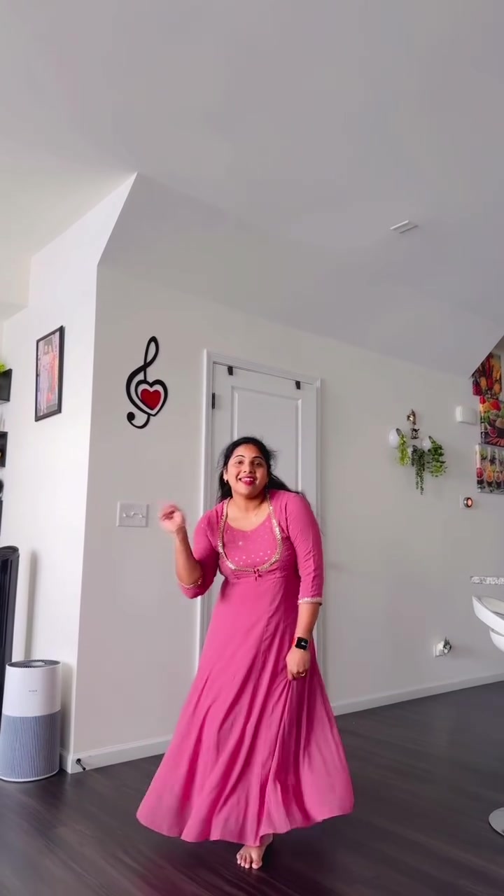 @Bharathi 👸👰