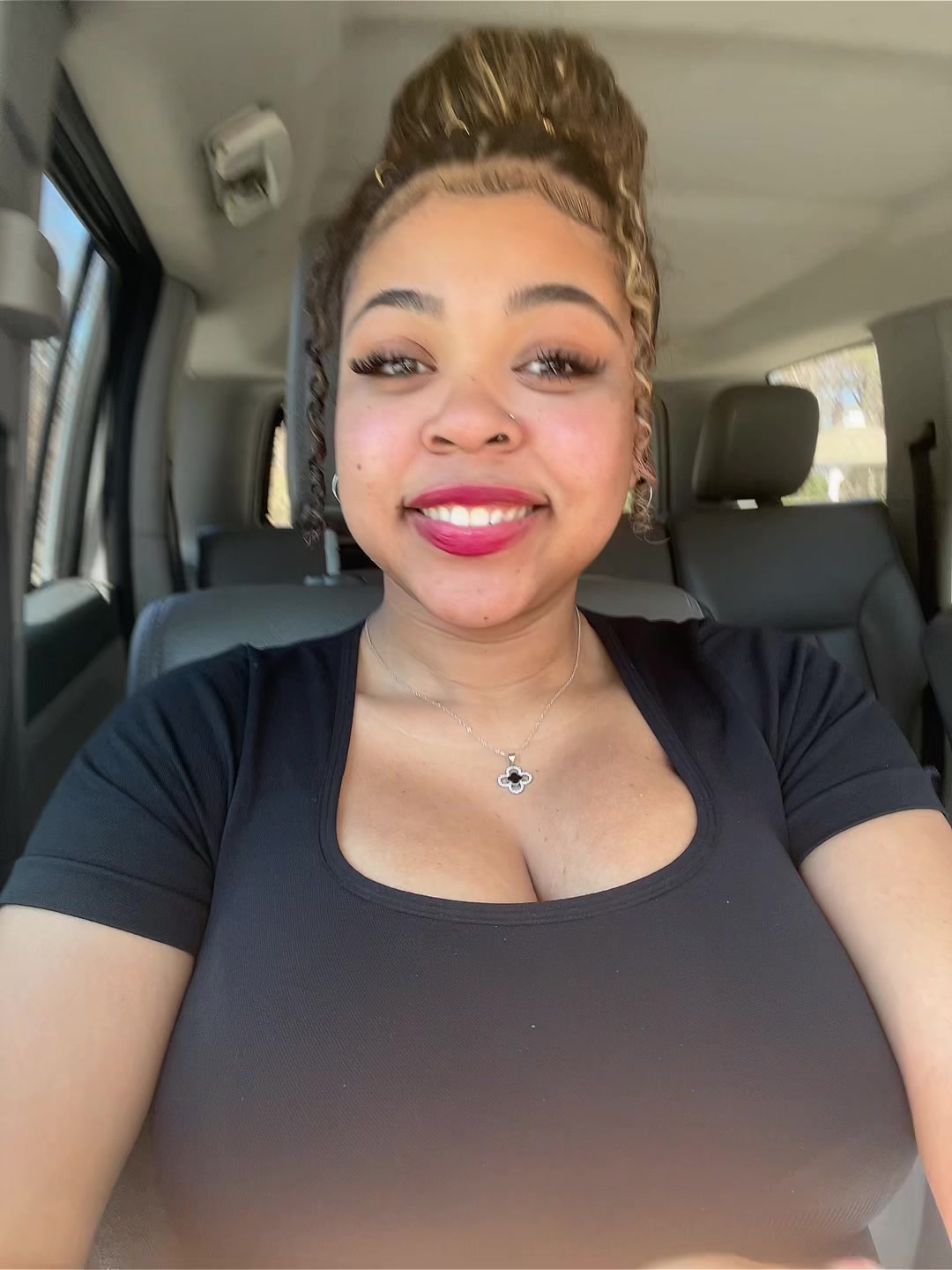 @saniyah💕.