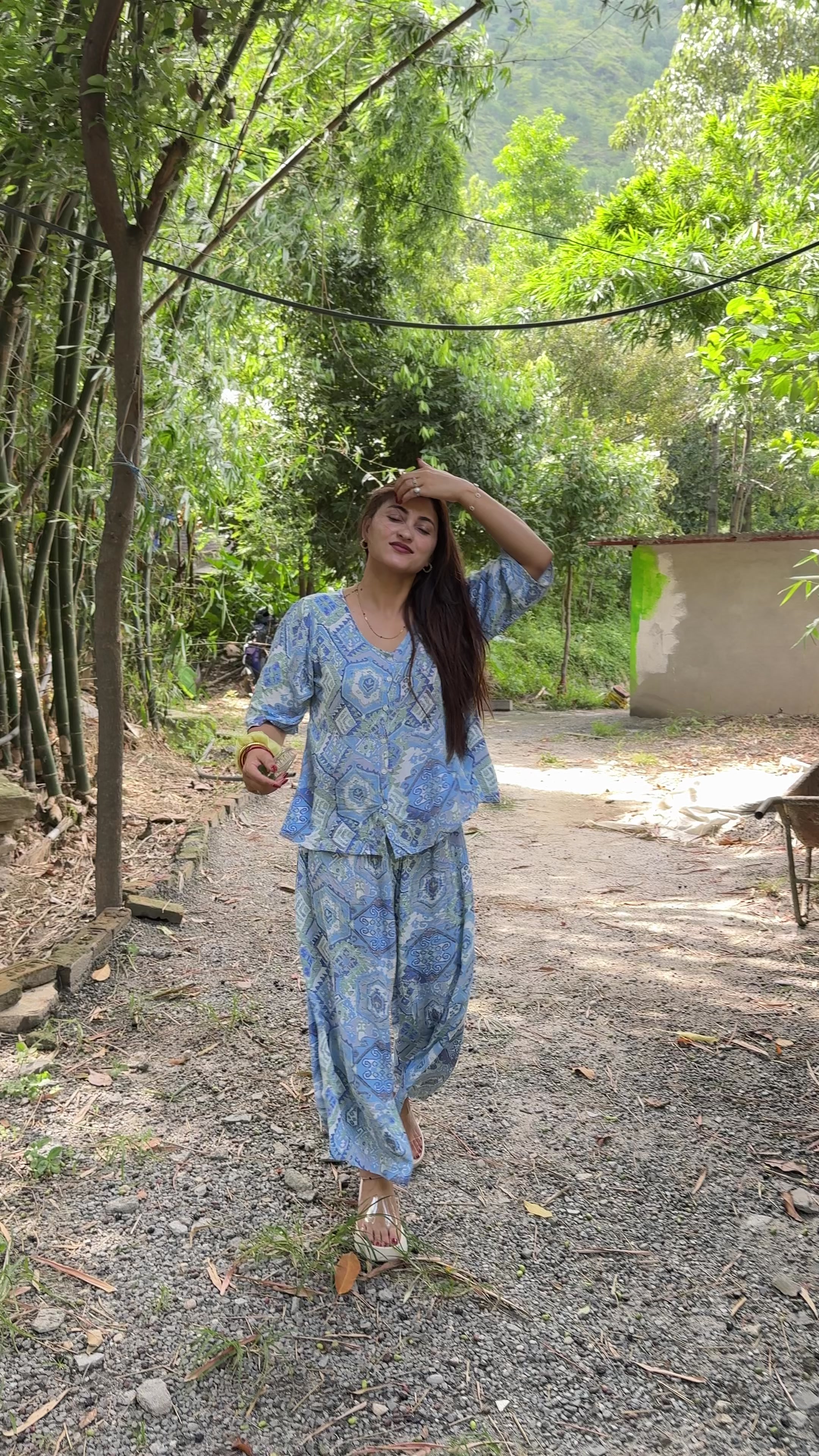 @Ishu🇳🇵