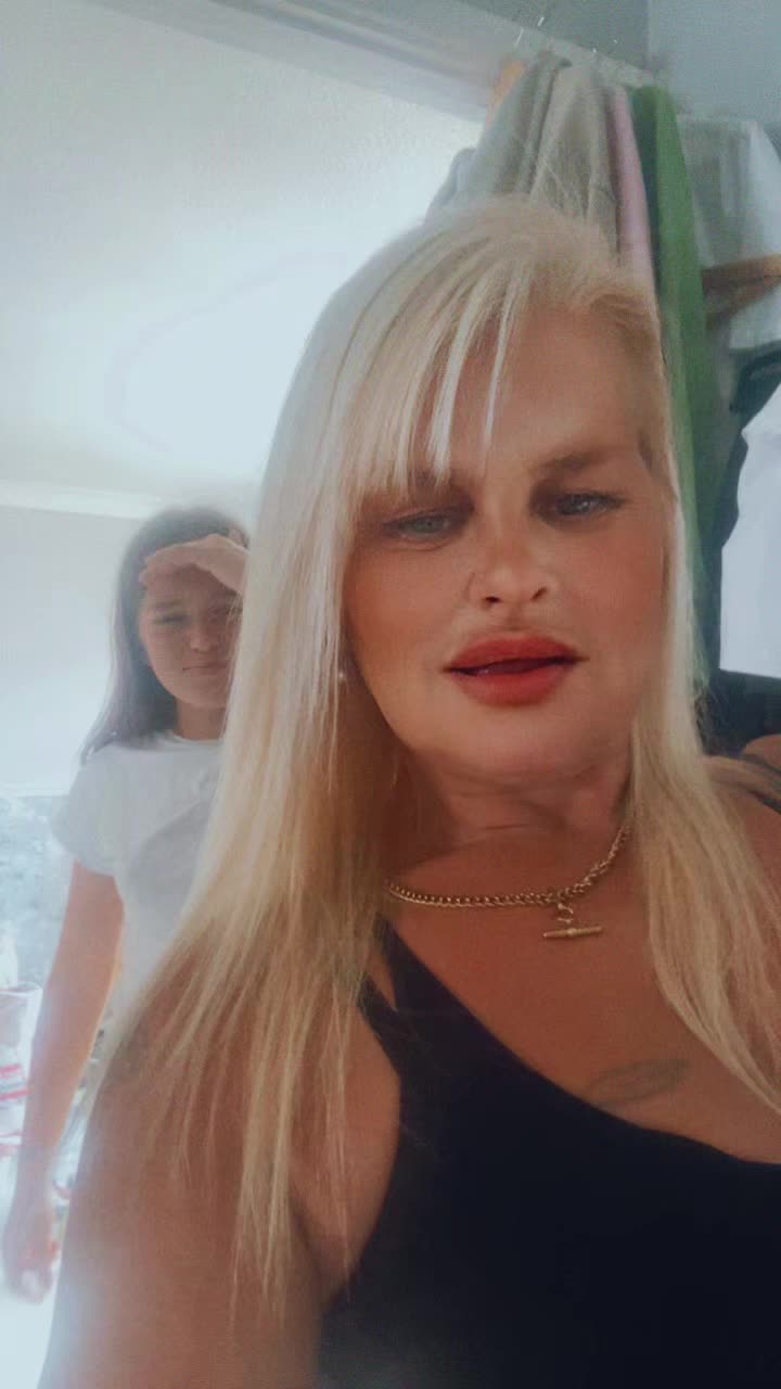 @nikki_19742