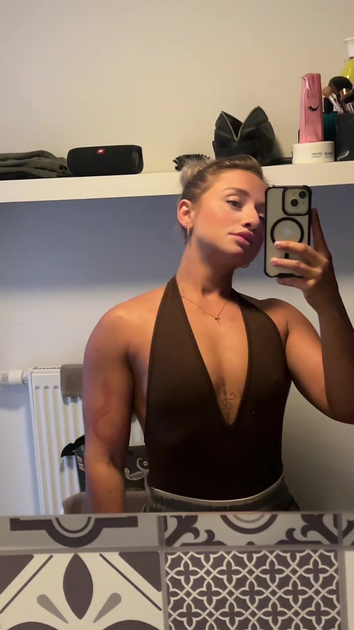 @The Belgian Muscle Mommy 🍑