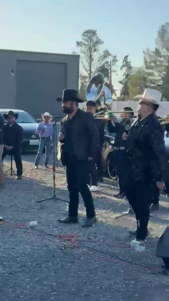 @Los Grandes De Tijuana