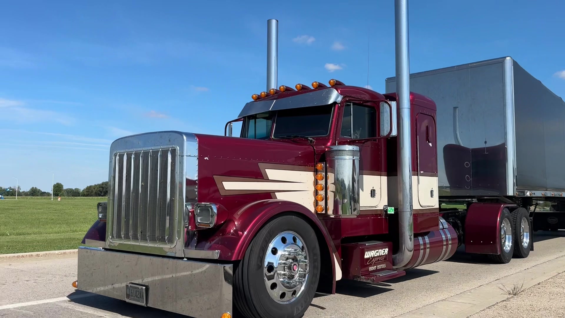 @WiscoBigRigs