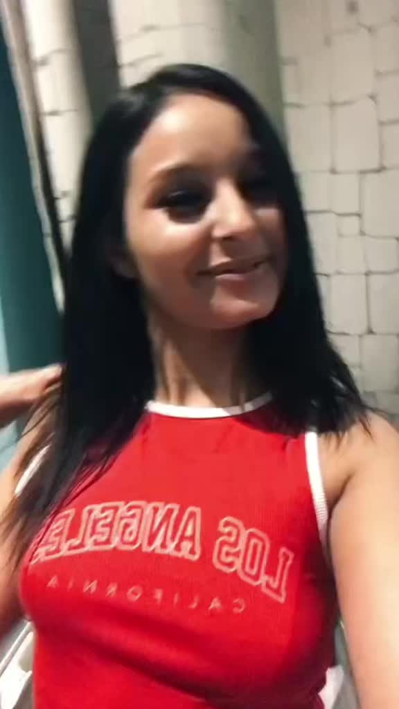 @mollykamoly