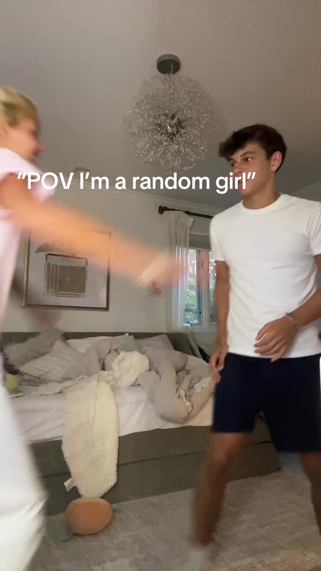 @chloe
