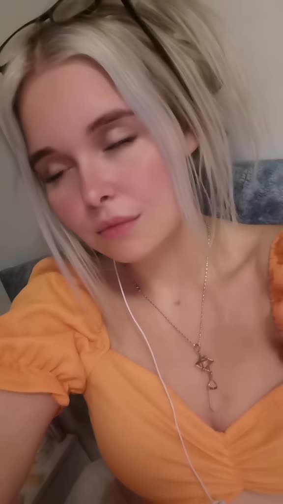 @Angelika ๐ค