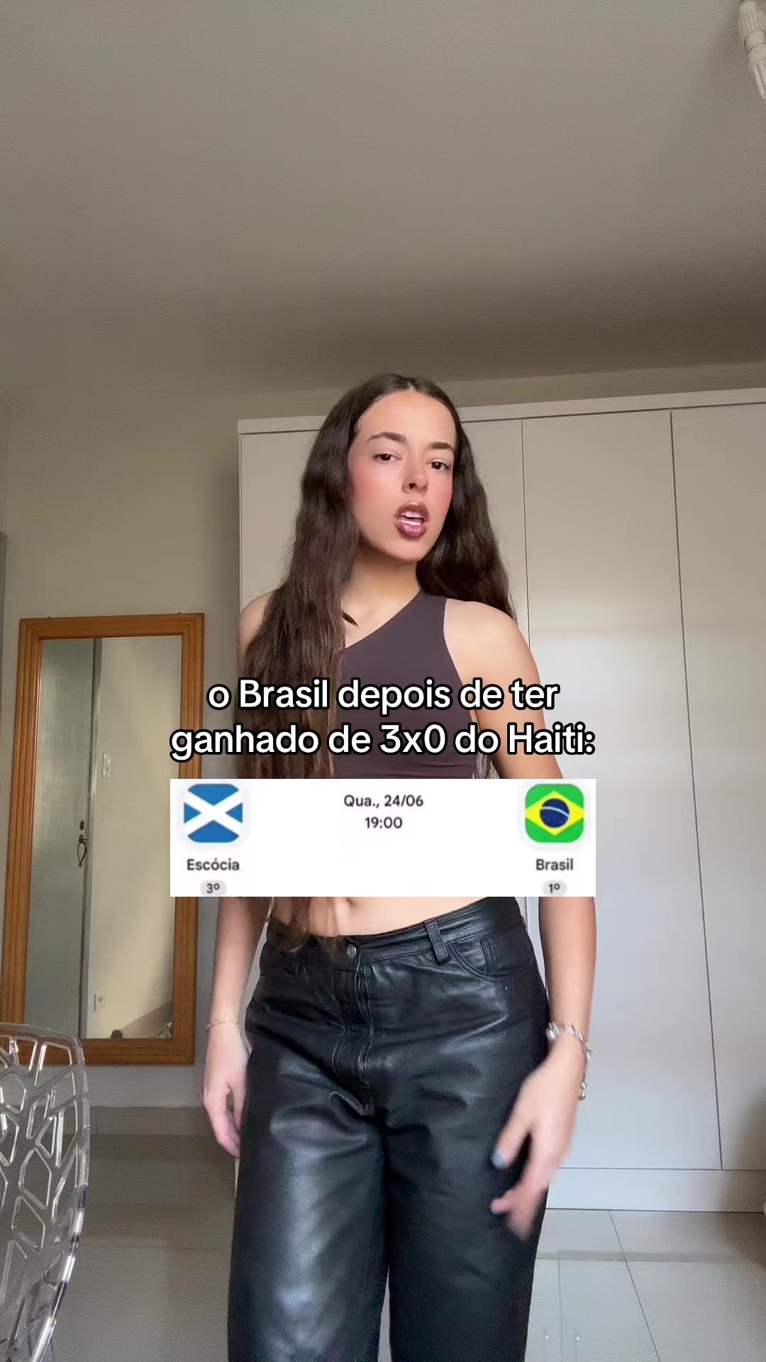 @Julia Andrade