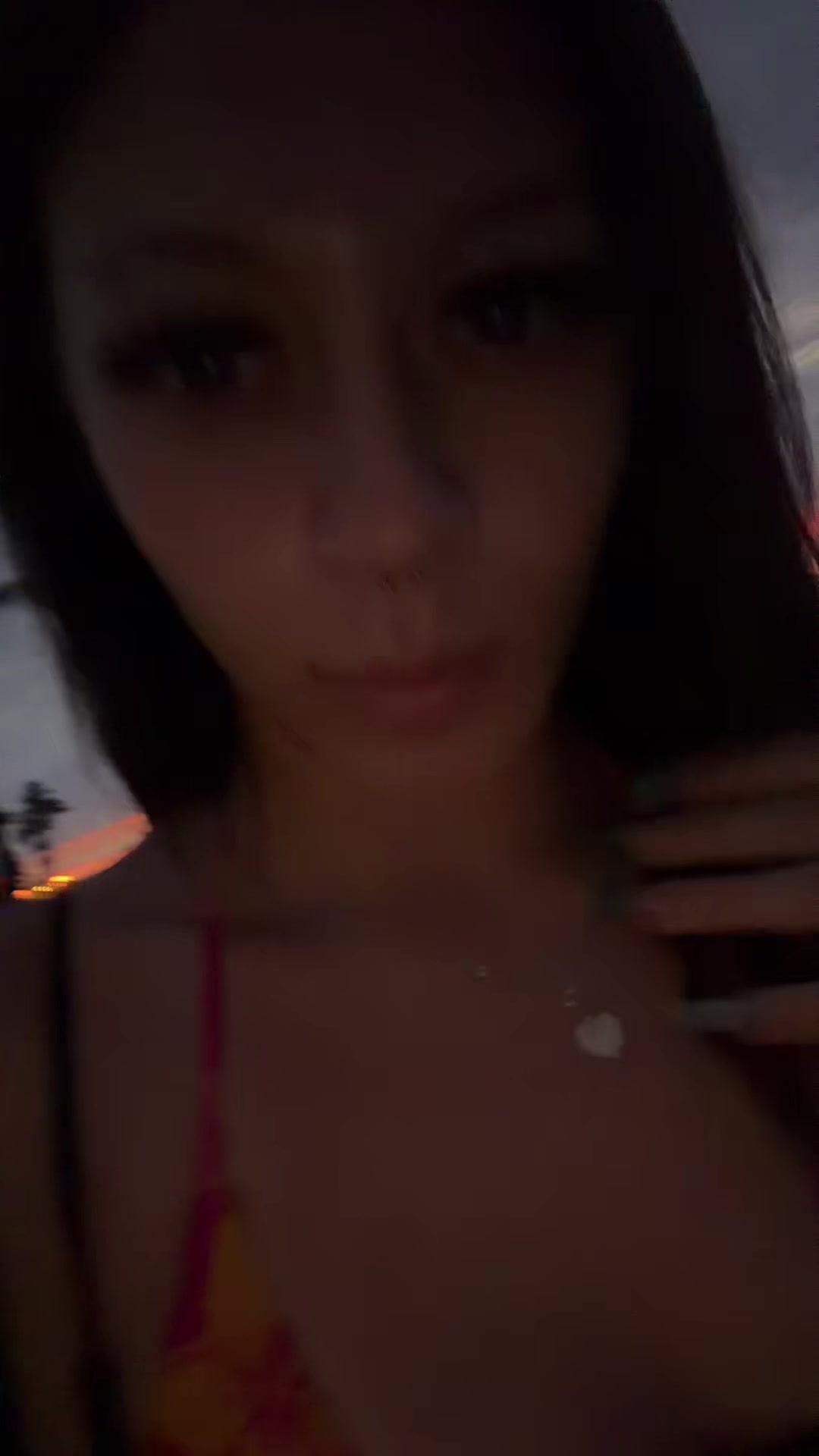 @️