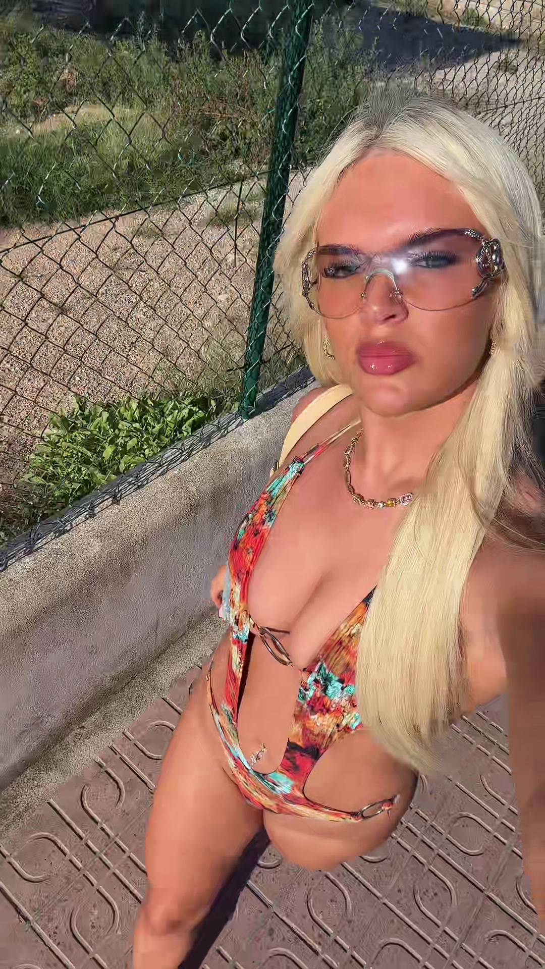 @ellielongton