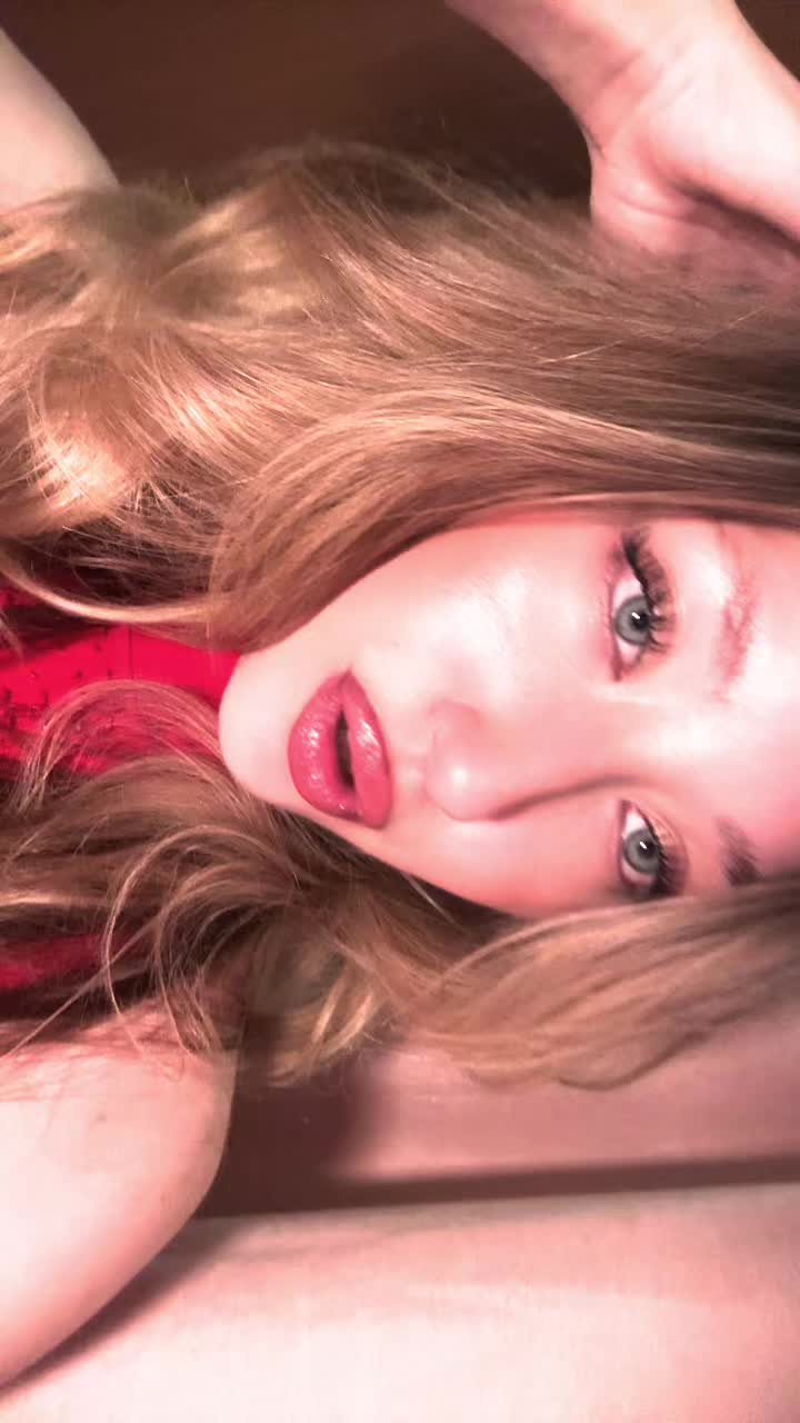 @BloominDonna