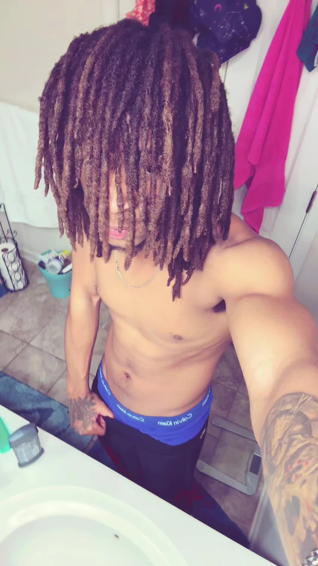 @str8fetti