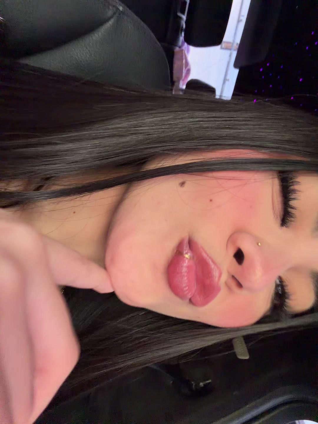 @Lizz