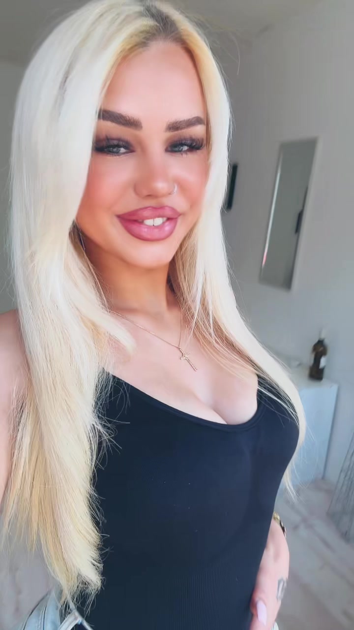 @𝓙𝓪𝓷𝓪𝓶𝓪𝓻𝓲𝓮🥥