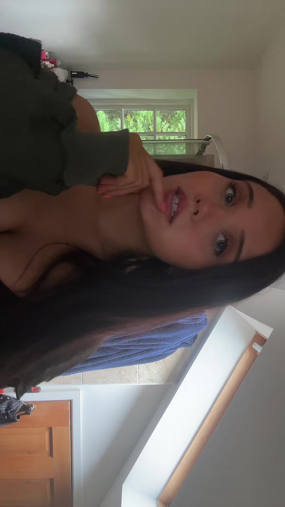@sexymysterious lady