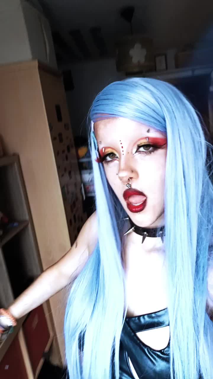 @ash :3
