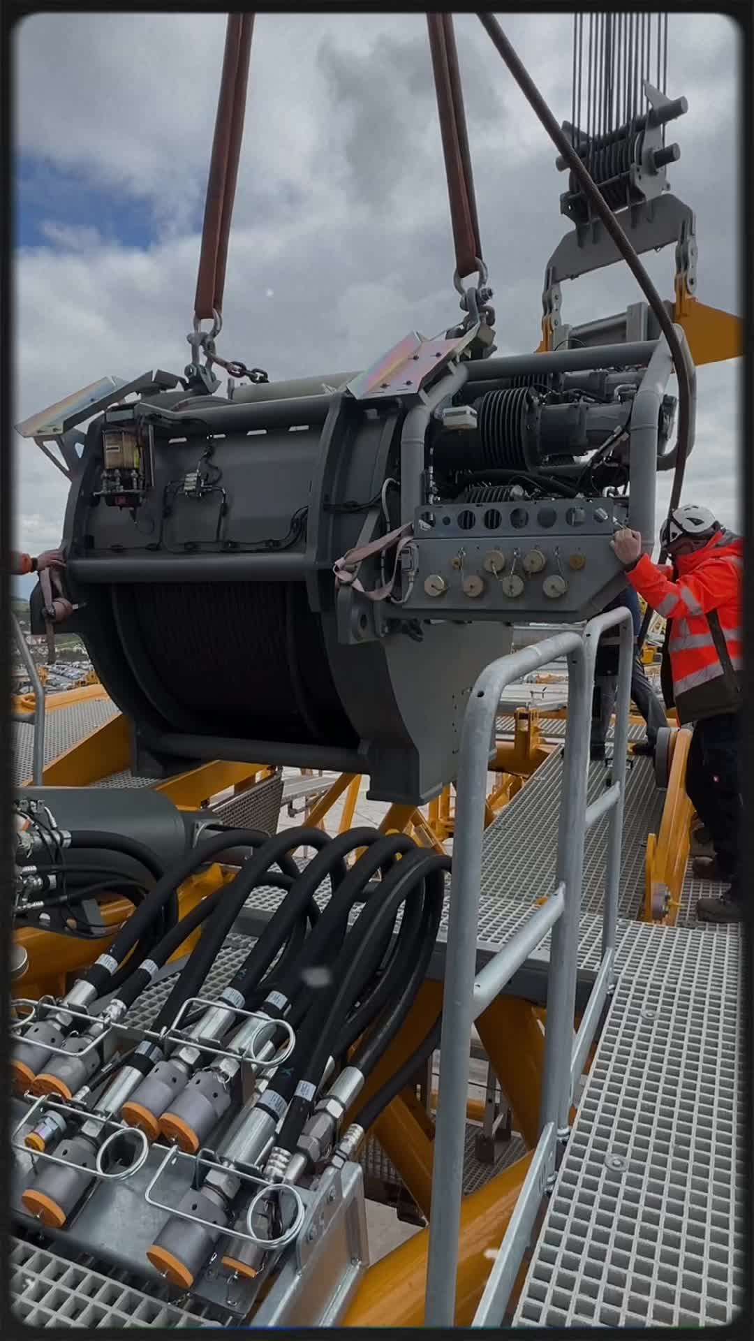 @Crane-Operator