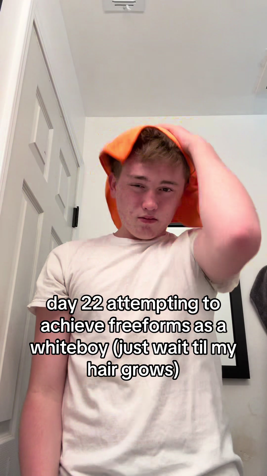 @𖣂