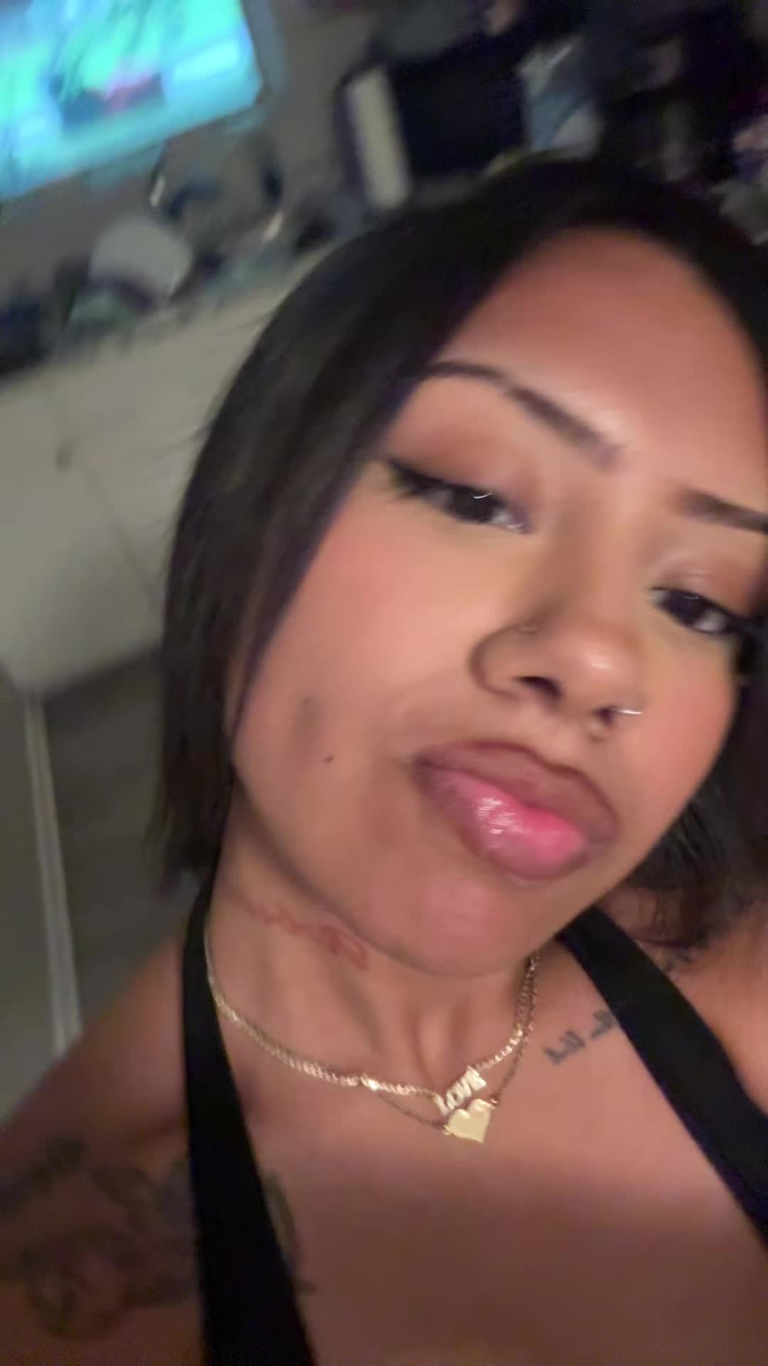 @ayobombon