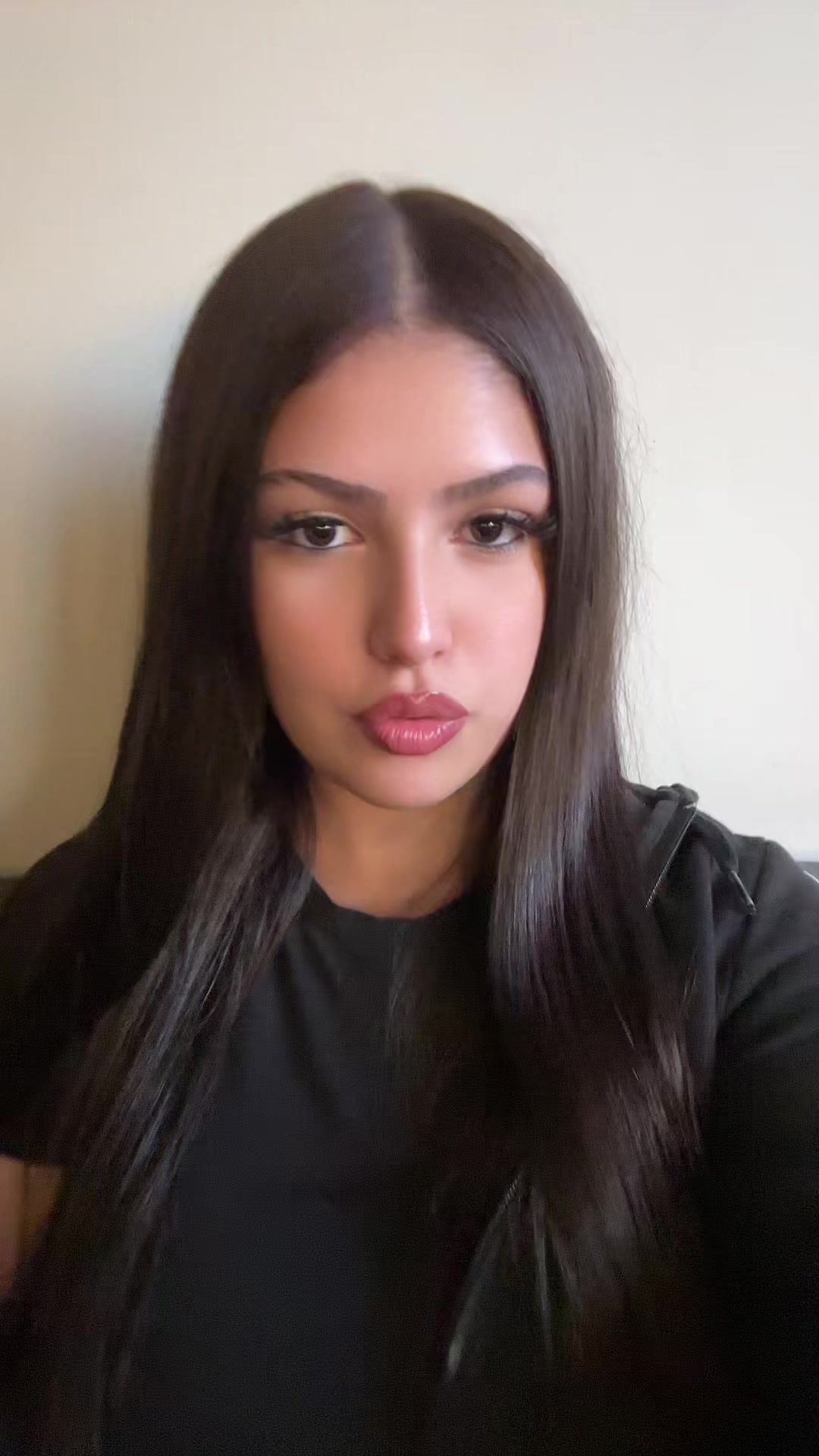 @𝓜𝓮𝓿𝓪