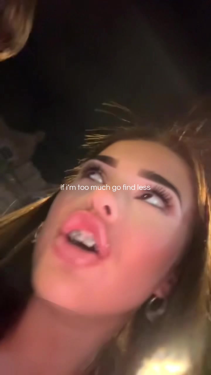 @Ell👀