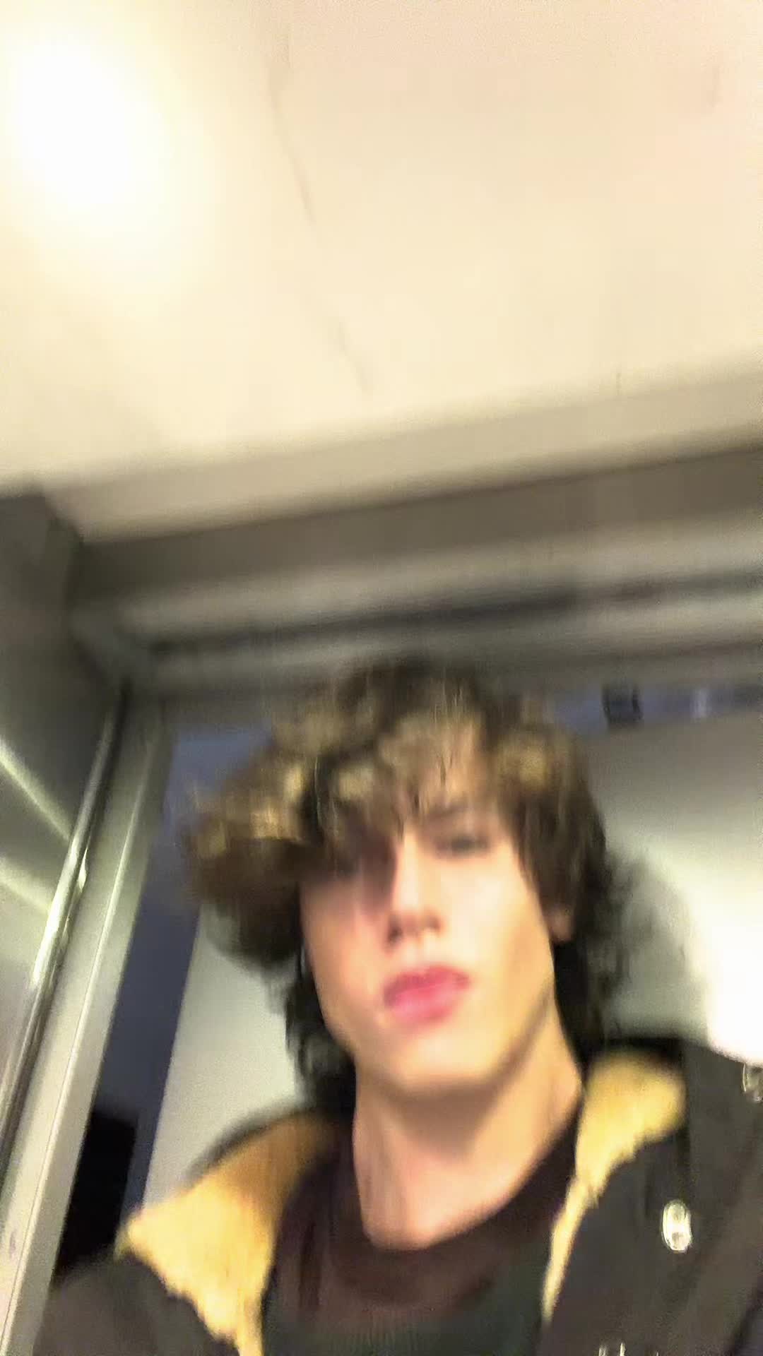 @TobyT