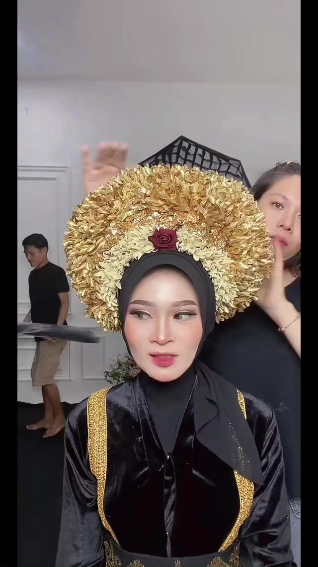 @Emma Makeup ๐