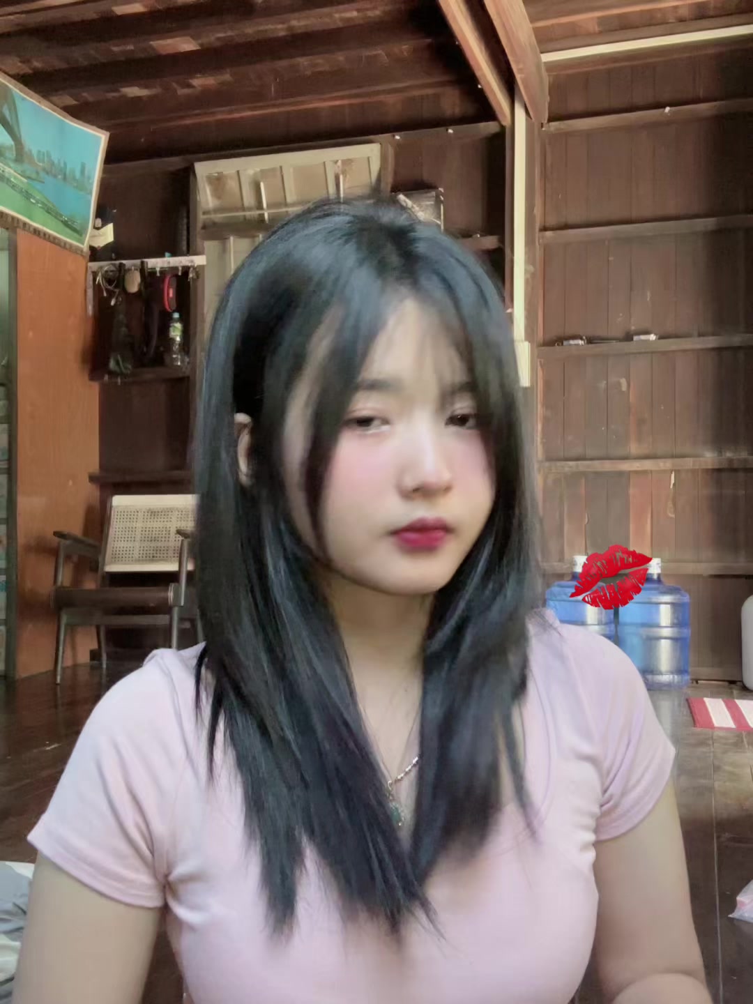 @Thiri Htet San💋