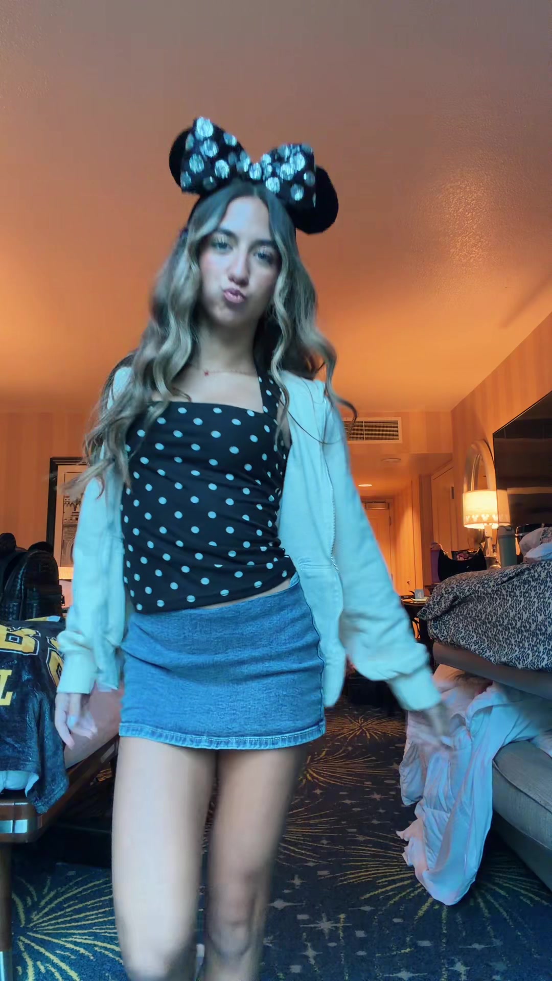 @chlosilv